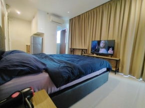 Kozi Square Studio